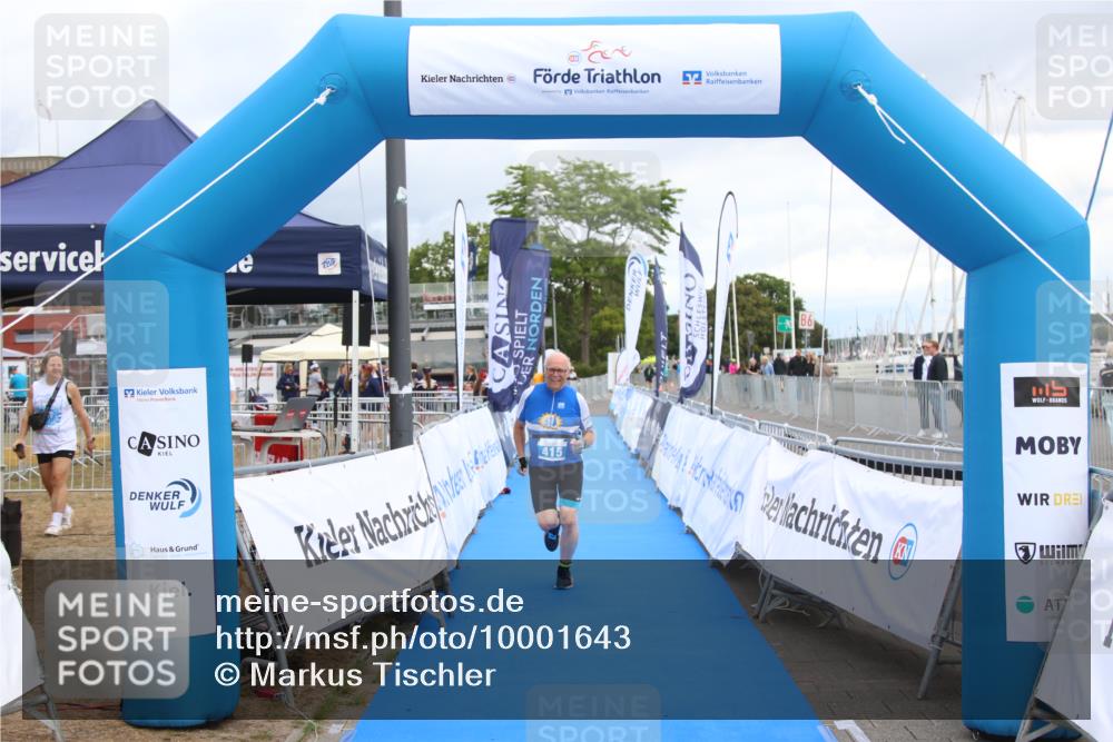 16.08.2026 - KN Förde Triathlon 2026 Markus Tischler http://msf.ph/oto/10001643 16.08.2026 12:48:25 Ziel 415, 415 meine-sportfotos.de