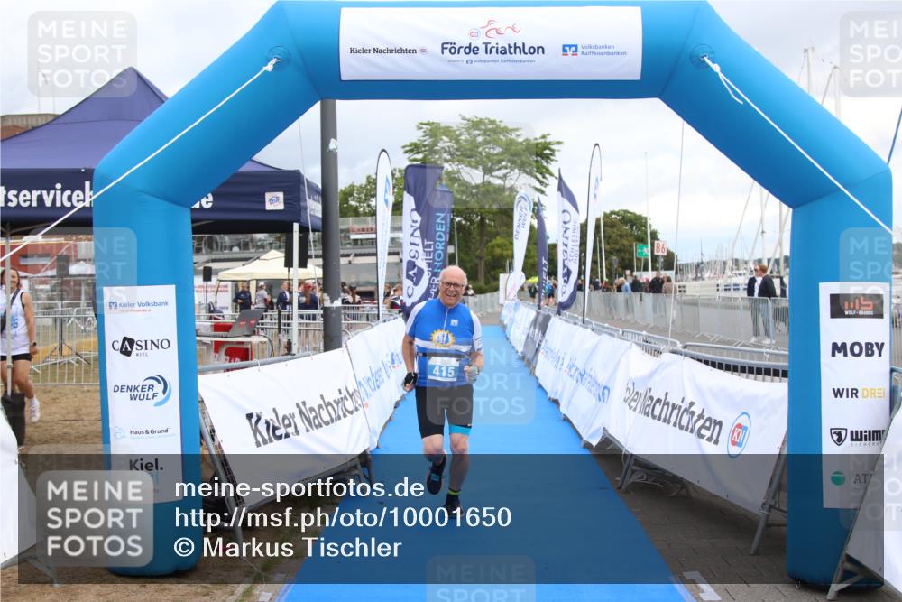 16.08.2026 - KN Förde Triathlon 2026 Markus Tischler http://msf.ph/oto/10001650 16.08.2026 12:48:25 Ziel 415, 415 meine-sportfotos.de