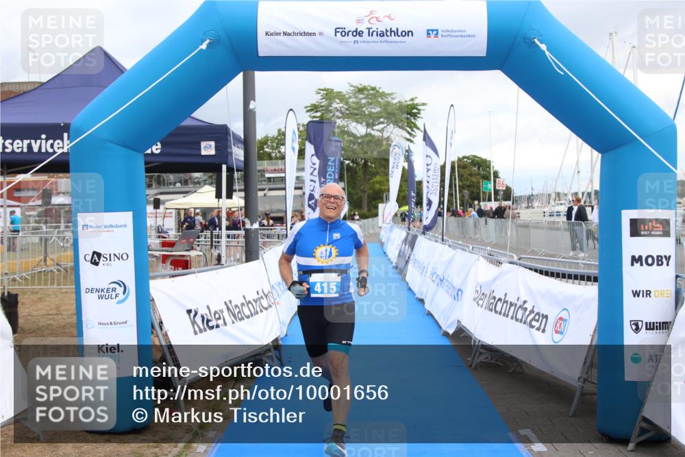 16.08.2026 - KN Förde Triathlon 2026 Markus Tischler http://msf.ph/oto/10001656 16.08.2026 12:48:26 Ziel 415, 415 meine-sportfotos.de