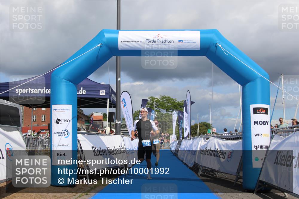 16.08.2026 - KN Förde Triathlon 2026 Markus Tischler http://msf.ph/oto/10001992 16.08.2026 13:48:21 Ziel 519, 547, 549, 598, 519, 547, 549, 598 meine-sportfotos.de