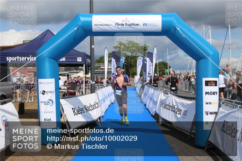 16.08.2026 - KN Förde Triathlon 2026 Markus Tischler http://msf.ph/oto/10002029 16.08.2026 13:49:06 Ziel 558, 558 meine-sportfotos.de
