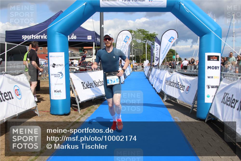 16.08.2026 - KN Förde Triathlon 2026 Markus Tischler http://msf.ph/oto/10002174 16.08.2026 13:53:04 Ziel 571, 721, 571, 721 meine-sportfotos.de