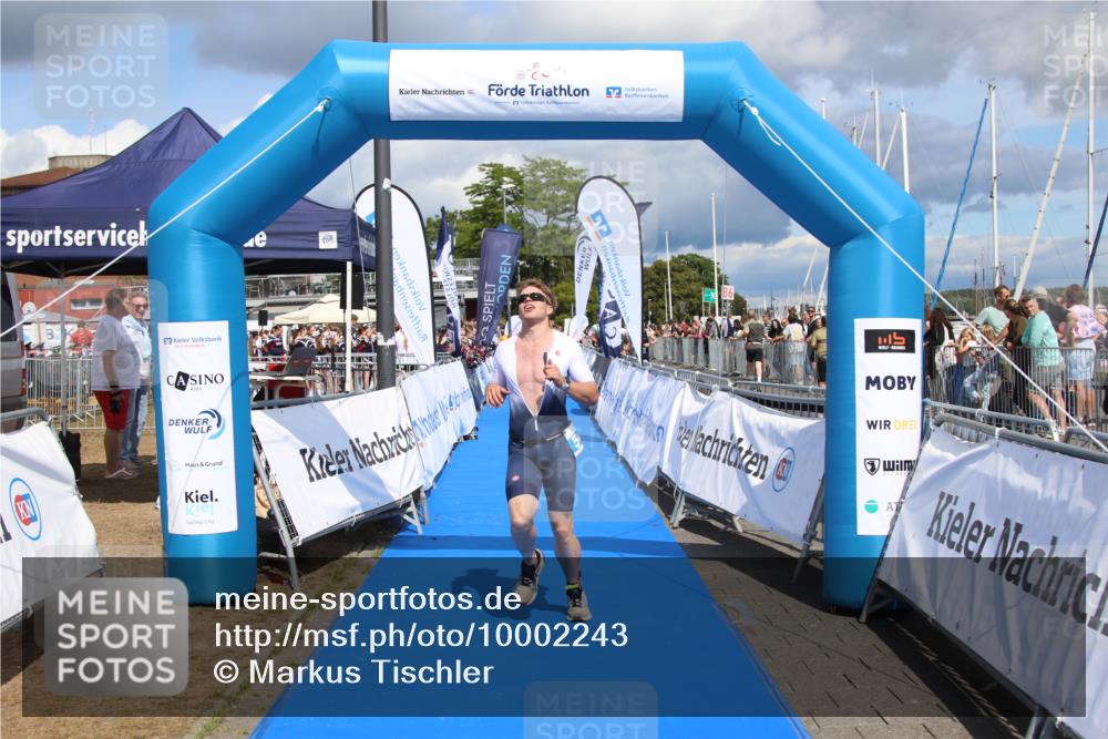 16.08.2026 - KN Förde Triathlon 2026 Markus Tischler http://msf.ph/oto/10002243 16.08.2026 13:54:34 Ziel 548, 548 meine-sportfotos.de