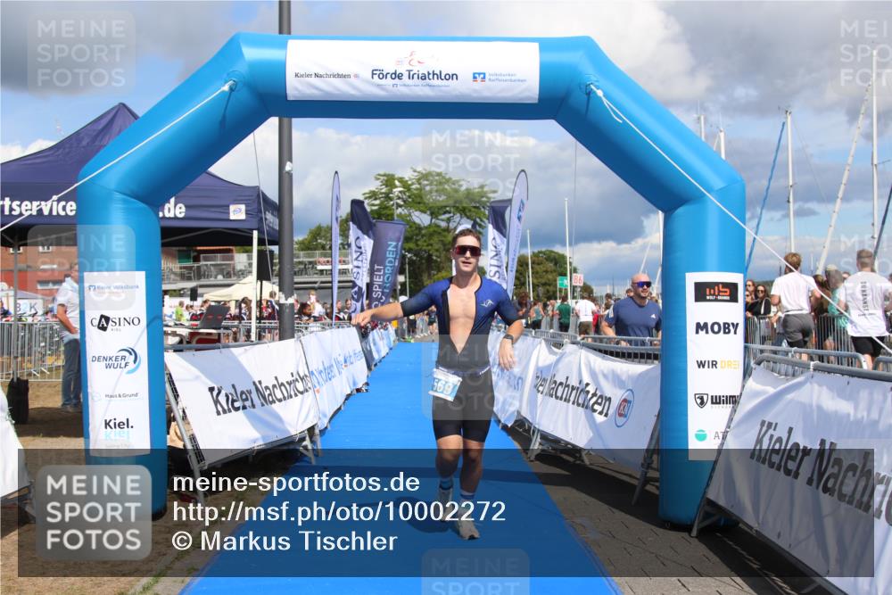 16.08.2026 - KN Förde Triathlon 2026 Markus Tischler http://msf.ph/oto/10002272 16.08.2026 13:55:00 Ziel 569, 569 meine-sportfotos.de