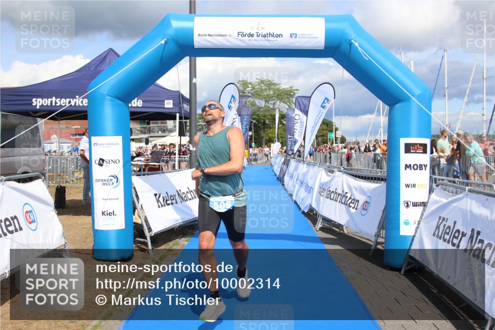 16.08.2026 - KN Förde Triathlon 2026 Markus Tischler http://msf.ph/oto/10002314 16.08.2026 13:56:38 Ziel 506, 506 meine-sportfotos.de