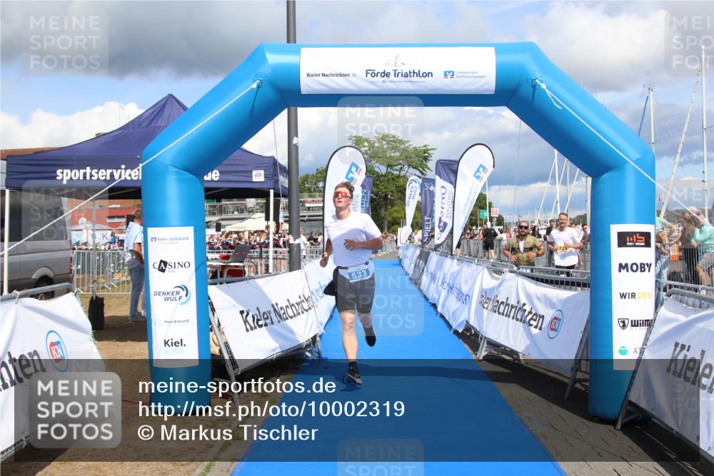 16.08.2026 - KN Förde Triathlon 2026 Markus Tischler http://msf.ph/oto/10002319 16.08.2026 13:56:52 Ziel 533, 533 meine-sportfotos.de