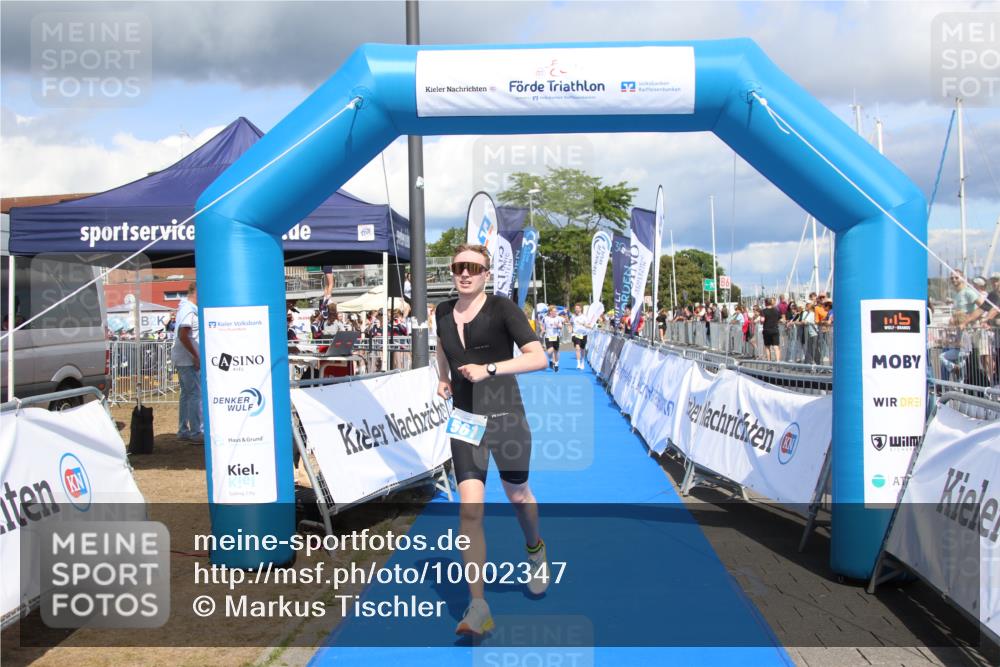 16.08.2026 - KN Förde Triathlon 2026 Markus Tischler http://msf.ph/oto/10002347 16.08.2026 13:57:45 Ziel 522, 561, 522, 561 meine-sportfotos.de