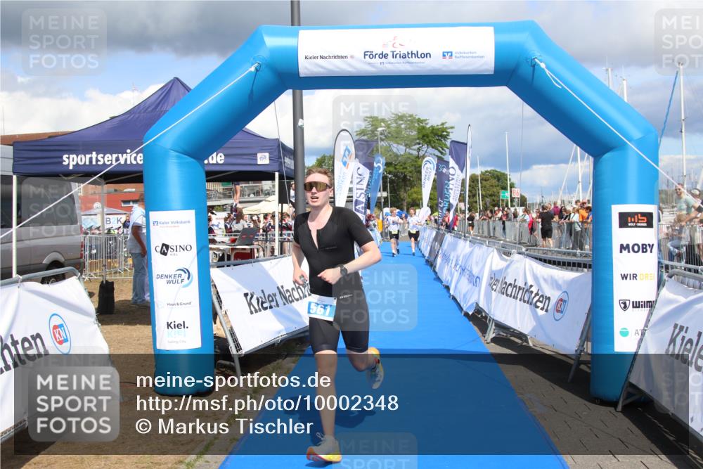 16.08.2026 - KN Förde Triathlon 2026 Markus Tischler http://msf.ph/oto/10002348 16.08.2026 13:57:46 Ziel 561, 733, 561, 733 meine-sportfotos.de