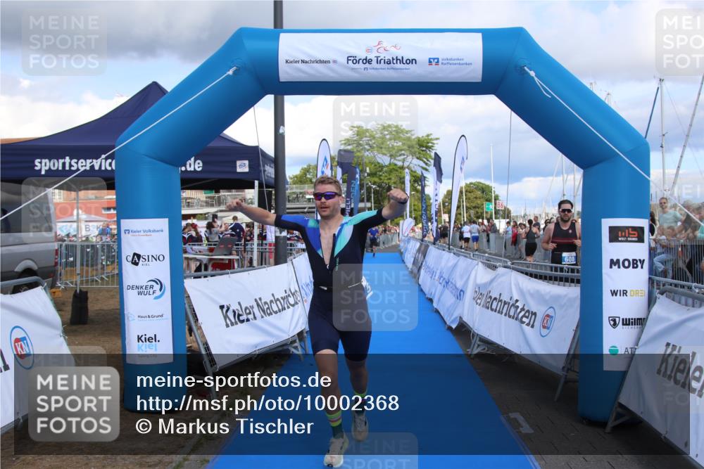 16.08.2026 - KN Förde Triathlon 2026 Markus Tischler http://msf.ph/oto/10002368 16.08.2026 13:58:04 Ziel 594, 611, 594, 611 meine-sportfotos.de