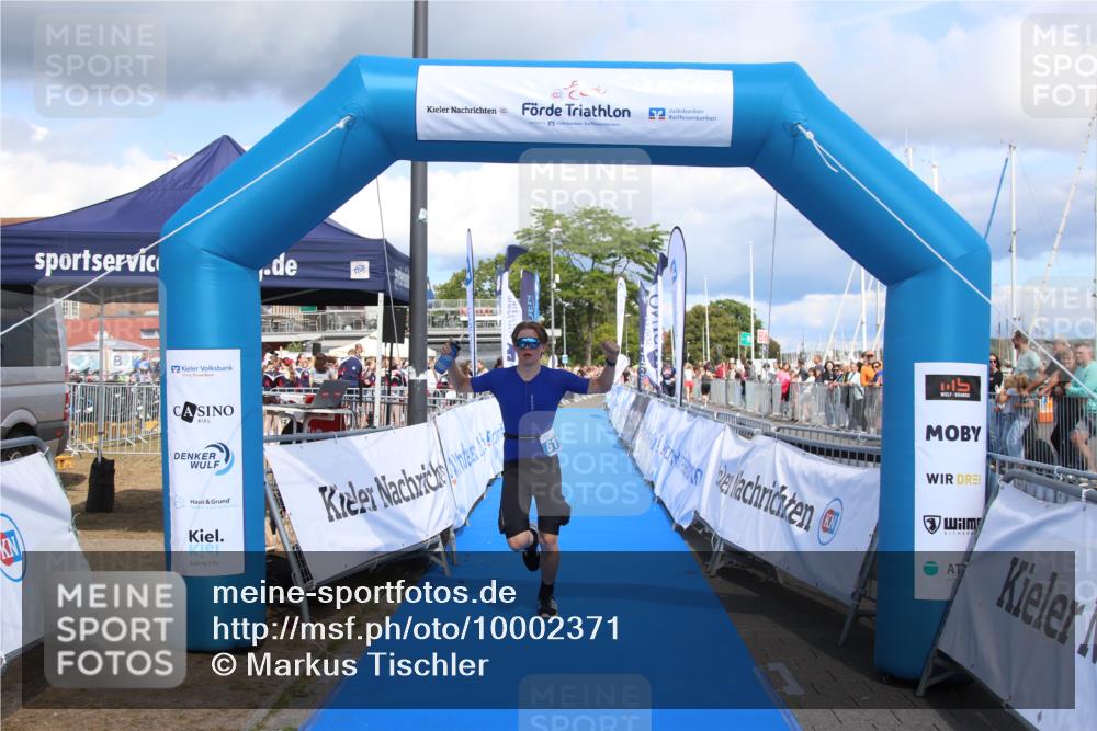 16.08.2026 - KN Förde Triathlon 2026 Markus Tischler http://msf.ph/oto/10002371 16.08.2026 13:58:12 Ziel 611, 611 meine-sportfotos.de