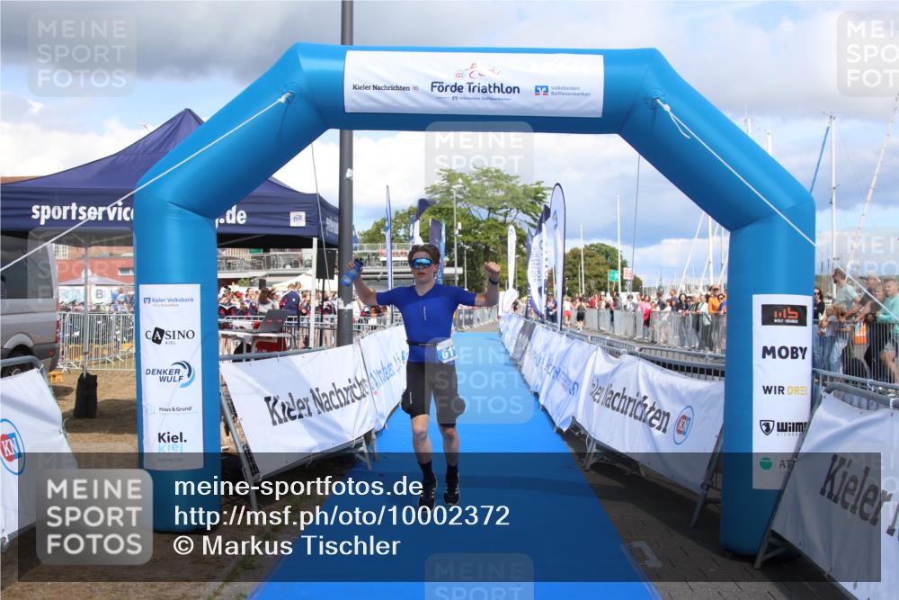 16.08.2026 - KN Förde Triathlon 2026 Markus Tischler http://msf.ph/oto/10002372 16.08.2026 13:58:12 Ziel 611, 611 meine-sportfotos.de