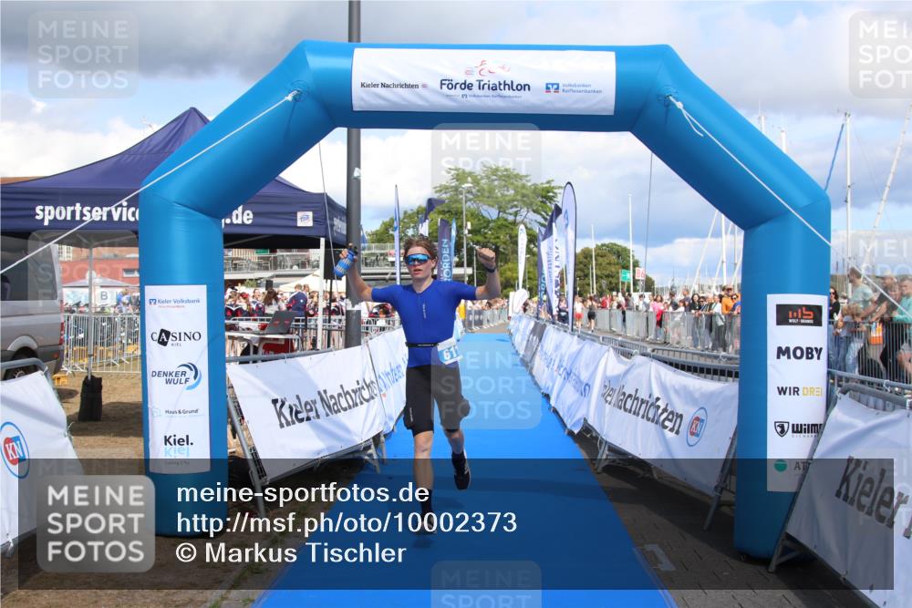 16.08.2026 - KN Förde Triathlon 2026 Markus Tischler http://msf.ph/oto/10002373 16.08.2026 13:58:12 Ziel 611, 611 meine-sportfotos.de