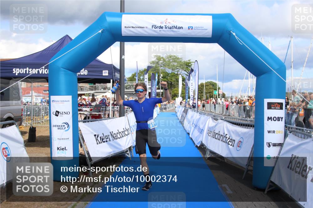 16.08.2026 - KN Förde Triathlon 2026 Markus Tischler http://msf.ph/oto/10002374 16.08.2026 13:58:12 Ziel 611, 611 meine-sportfotos.de