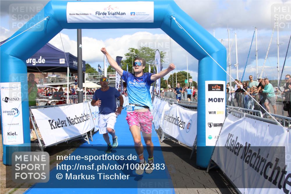 16.08.2026 - KN Förde Triathlon 2026 Markus Tischler http://msf.ph/oto/10002383 16.08.2026 13:58:29 Ziel 575, 580, 724, 575, 580, 724 meine-sportfotos.de