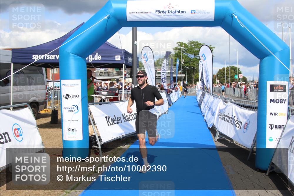 16.08.2026 - KN Förde Triathlon 2026 Markus Tischler http://msf.ph/oto/10002390 16.08.2026 13:58:34 Ziel 575, 580, 724, 575, 580, 724 meine-sportfotos.de