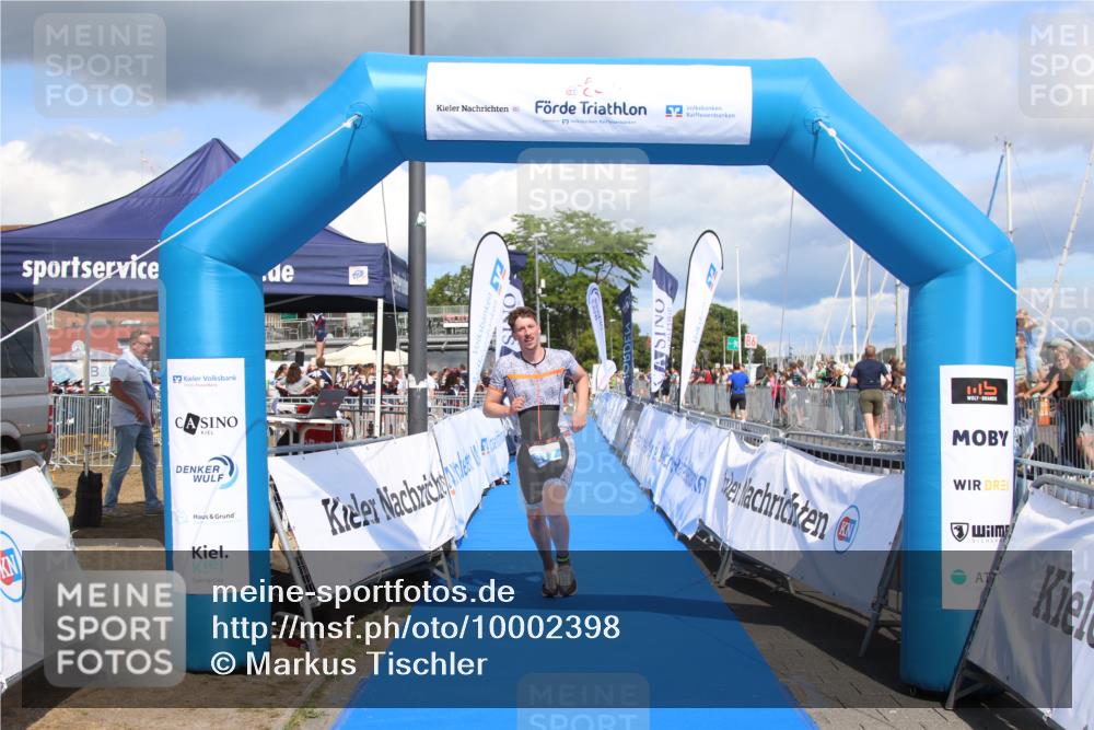 16.08.2026 - KN Förde Triathlon 2026 Markus Tischler http://msf.ph/oto/10002398 16.08.2026 13:59:07 Ziel 517, 517 meine-sportfotos.de