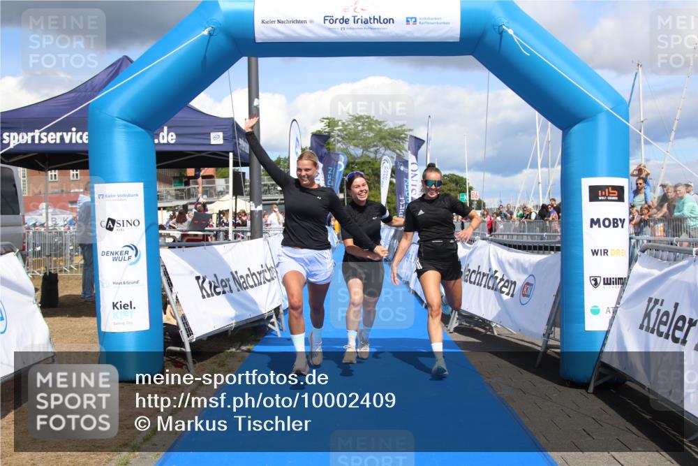 16.08.2026 - KN Förde Triathlon 2026 Markus Tischler http://msf.ph/oto/10002409 16.08.2026 13:59:16 Ziel 725, 725 meine-sportfotos.de