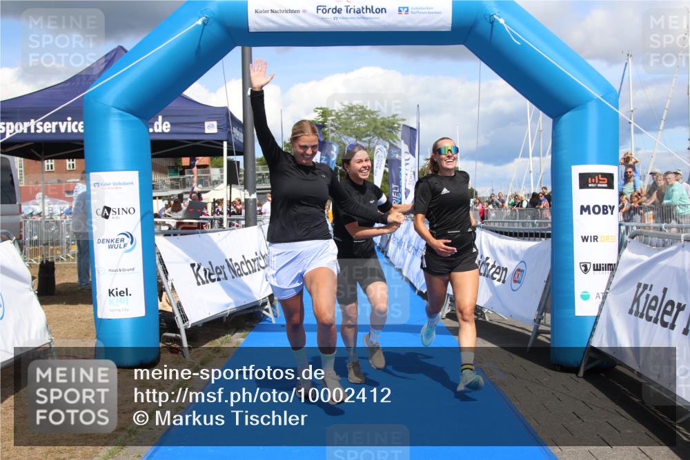 16.08.2026 - KN Förde Triathlon 2026 Markus Tischler http://msf.ph/oto/10002412 16.08.2026 13:59:16 Ziel 725, 725 meine-sportfotos.de