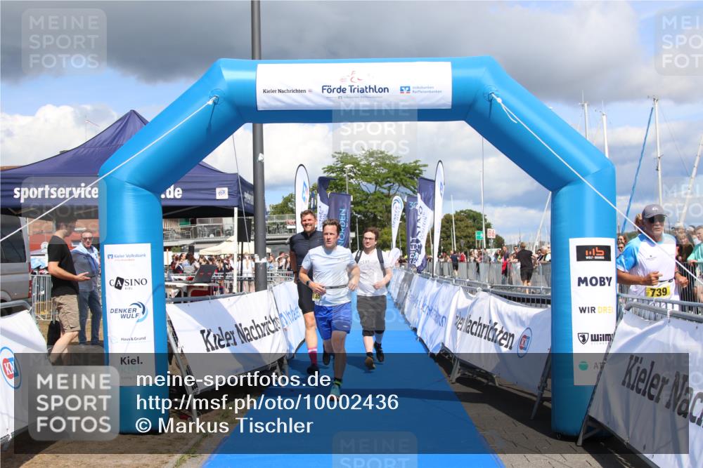 16.08.2026 - KN Förde Triathlon 2026 Markus Tischler http://msf.ph/oto/10002436 16.08.2026 13:59:56 Ziel 735, 735 meine-sportfotos.de