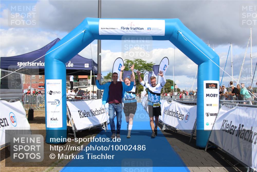 16.08.2026 - KN Förde Triathlon 2026 Markus Tischler http://msf.ph/oto/10002486 16.08.2026 14:02:03 Ziel 720, 720 meine-sportfotos.de
