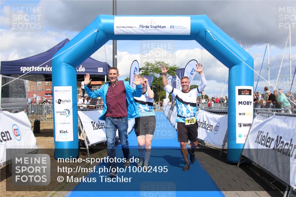 16.08.2026 - KN Förde Triathlon 2026 Markus Tischler http://msf.ph/oto/10002495 16.08.2026 14:02:04 Ziel 720, 720 meine-sportfotos.de