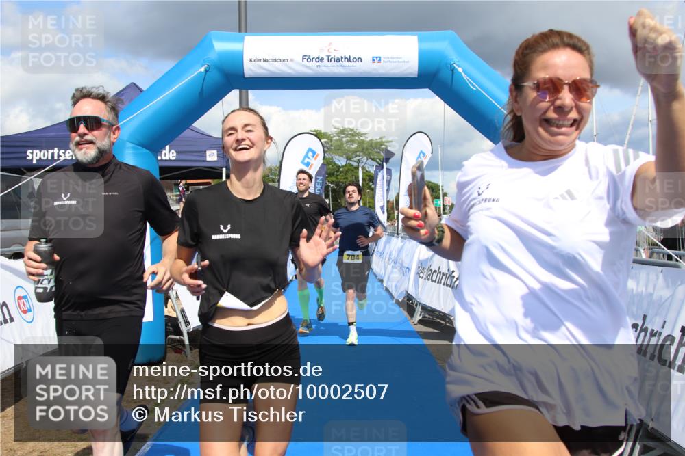 16.08.2026 - KN Förde Triathlon 2026 Markus Tischler http://msf.ph/oto/10002507 16.08.2026 14:02:18 Ziel 704, 747, 704, 747 meine-sportfotos.de