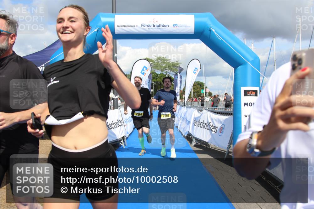 16.08.2026 - KN Förde Triathlon 2026 Markus Tischler http://msf.ph/oto/10002508 16.08.2026 14:02:18 Ziel 704, 747, 704, 747 meine-sportfotos.de