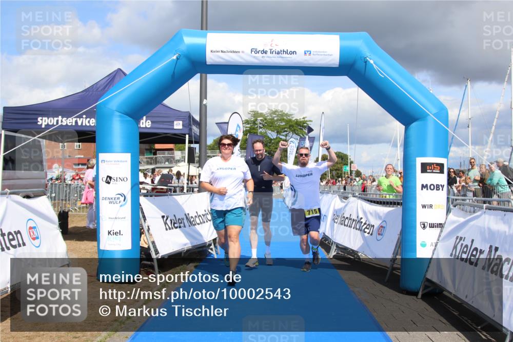 16.08.2026 - KN Förde Triathlon 2026 Markus Tischler http://msf.ph/oto/10002543 16.08.2026 14:02:56 Ziel 715, 715 meine-sportfotos.de