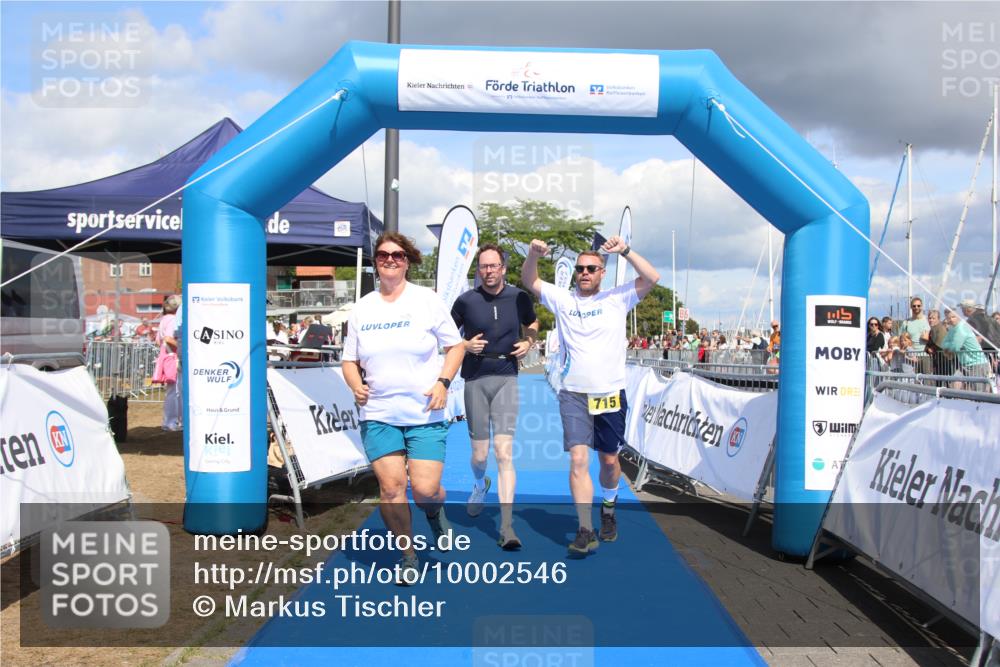 16.08.2026 - KN Förde Triathlon 2026 Markus Tischler http://msf.ph/oto/10002546 16.08.2026 14:02:57 Ziel 715, 715 meine-sportfotos.de