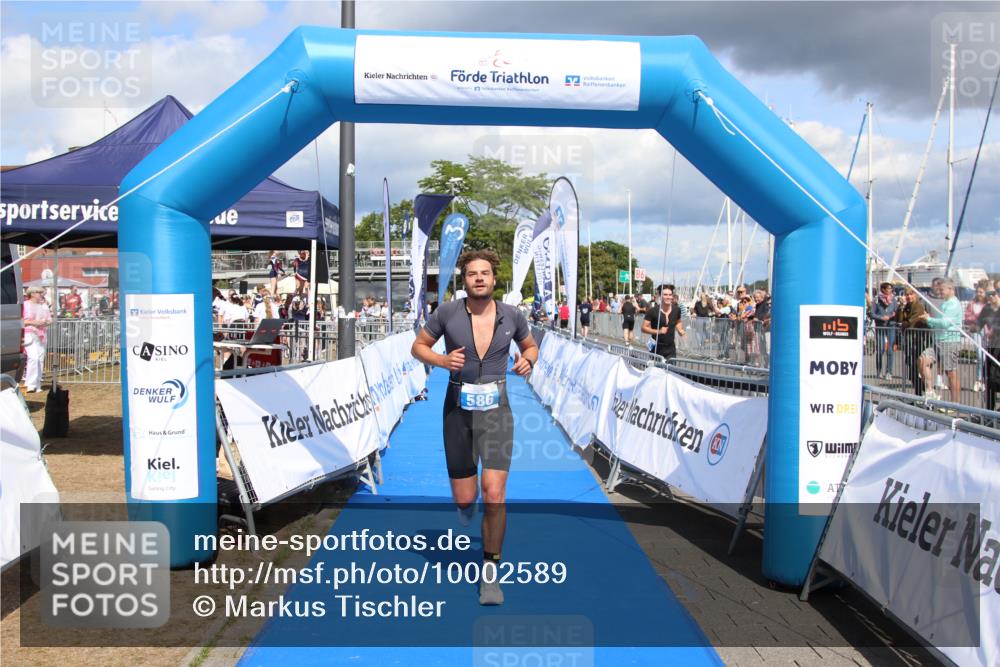 16.08.2026 - KN Förde Triathlon 2026 Markus Tischler http://msf.ph/oto/10002589 16.08.2026 14:04:19 Ziel 586, 586 meine-sportfotos.de