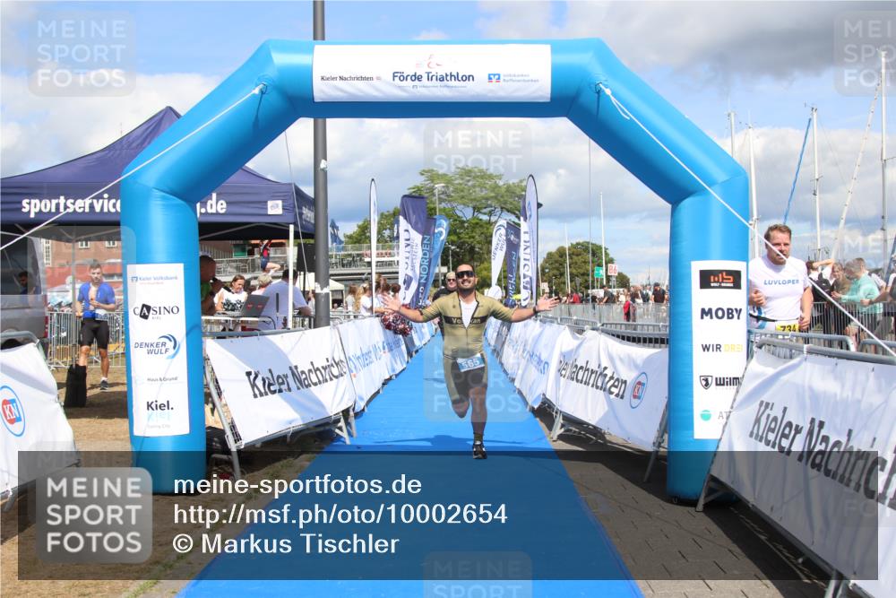 16.08.2026 - KN Förde Triathlon 2026 Markus Tischler http://msf.ph/oto/10002654 16.08.2026 14:06:49 Ziel 565, 607, 711, 565, 607, 711 meine-sportfotos.de