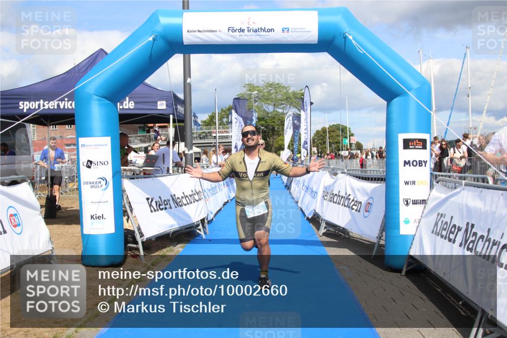 16.08.2026 - KN Förde Triathlon 2026 Markus Tischler http://msf.ph/oto/10002660 16.08.2026 14:06:50 Ziel 565, 592, 607, 711, 565, 592, 607, 711 meine-sportfotos.de