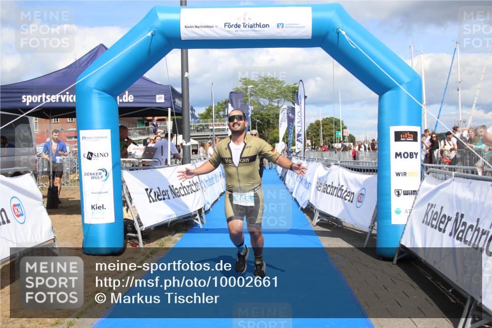 16.08.2026 - KN Förde Triathlon 2026 Markus Tischler http://msf.ph/oto/10002661 16.08.2026 14:06:50 Ziel 565, 592, 607, 711, 565, 592, 607, 711 meine-sportfotos.de