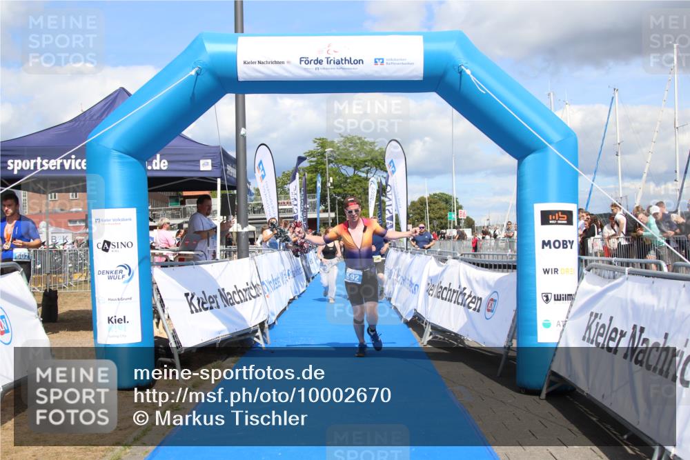 16.08.2026 - KN Förde Triathlon 2026 Markus Tischler http://msf.ph/oto/10002670 16.08.2026 14:06:58 Ziel 592, 711, 716, 592, 711, 716 meine-sportfotos.de