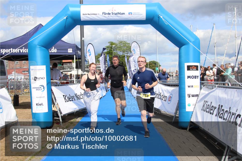16.08.2026 - KN Förde Triathlon 2026 Markus Tischler http://msf.ph/oto/10002681 16.08.2026 14:07:02 Ziel 592, 716, 723, 592, 716, 723 meine-sportfotos.de