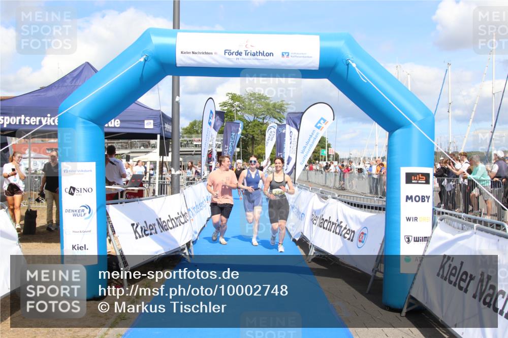 16.08.2026 - KN Förde Triathlon 2026 Markus Tischler http://msf.ph/oto/10002748 16.08.2026 14:10:59 Ziel 562, 572, 746, 562, 572, 746 meine-sportfotos.de
