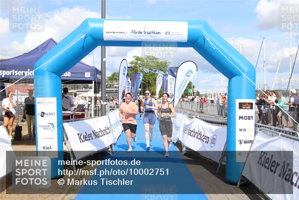 16.08.2026 - KN Förde Triathlon 2026 Markus Tischler http://msf.ph/oto/10002751 16.08.2026 14:10:59 Ziel 562, 572, 746, 562, 572, 746 meine-sportfotos.de