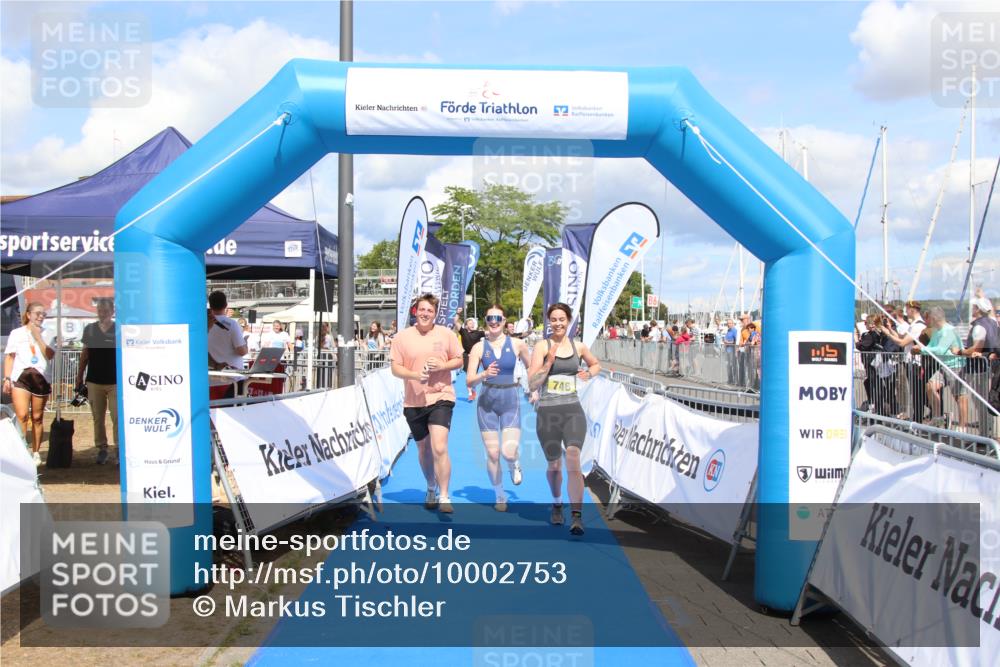 16.08.2026 - KN Förde Triathlon 2026 Markus Tischler http://msf.ph/oto/10002753 16.08.2026 14:10:59 Ziel 562, 572, 746, 562, 572, 746 meine-sportfotos.de