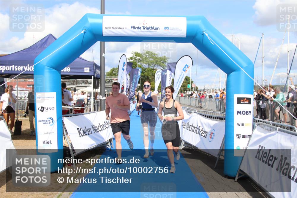 16.08.2026 - KN Förde Triathlon 2026 Markus Tischler http://msf.ph/oto/10002756 16.08.2026 14:11:00 Ziel 562, 572, 746, 562, 572, 746 meine-sportfotos.de