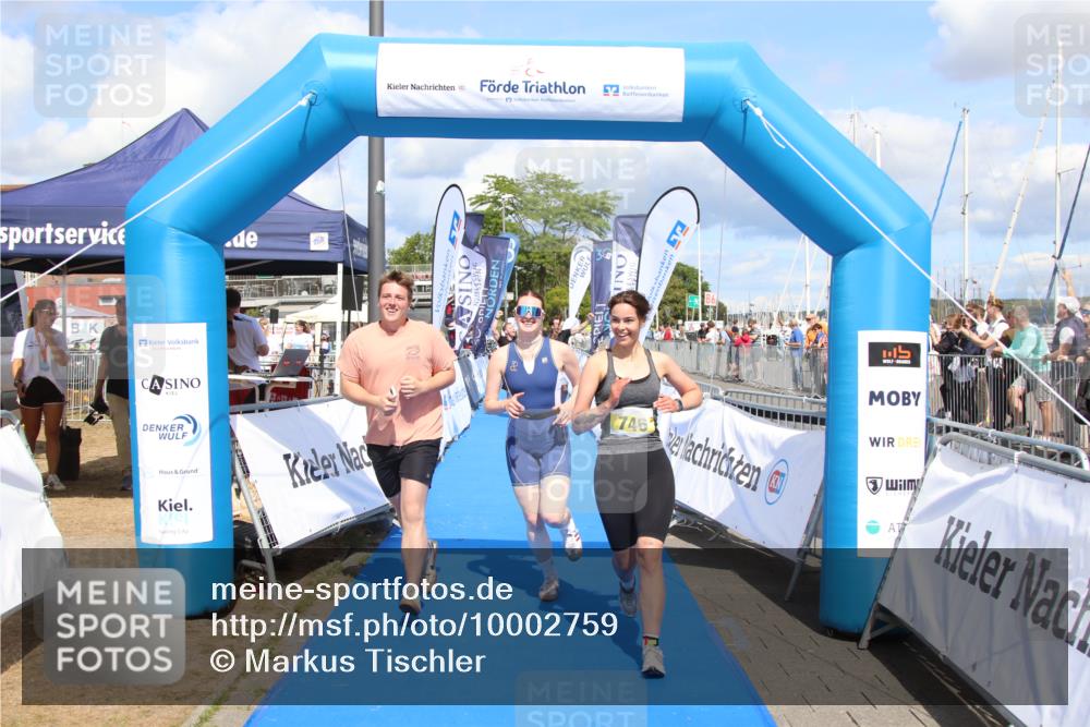 16.08.2026 - KN Förde Triathlon 2026 Markus Tischler http://msf.ph/oto/10002759 16.08.2026 14:11:00 Ziel 562, 572, 746, 562, 572, 746 meine-sportfotos.de