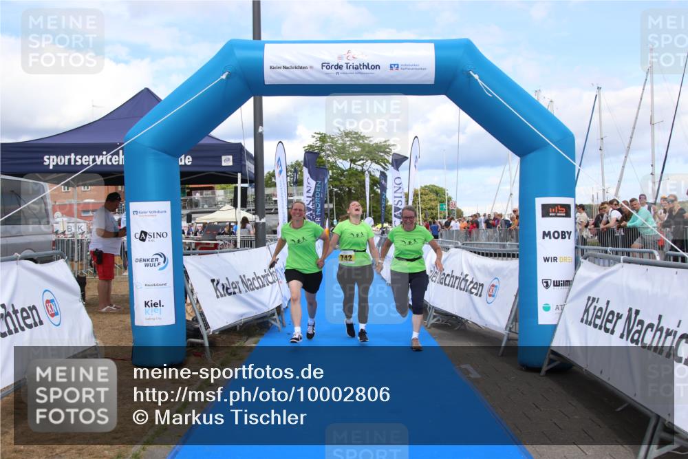 16.08.2026 - KN Förde Triathlon 2026 Markus Tischler http://msf.ph/oto/10002806 16.08.2026 14:13:47 Ziel 742, 742 meine-sportfotos.de