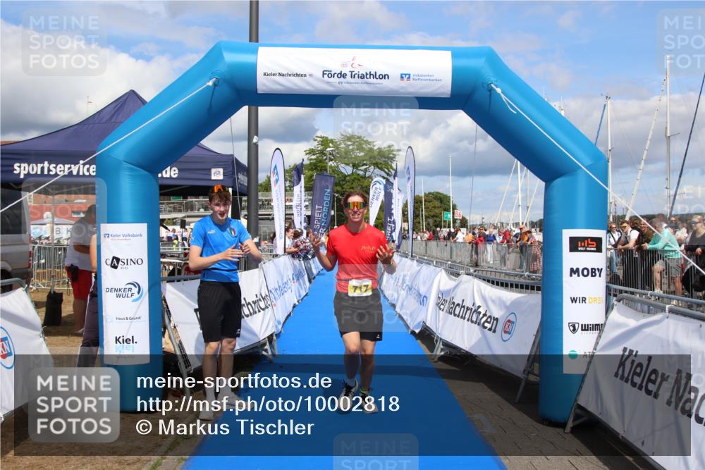 16.08.2026 - KN Förde Triathlon 2026 Markus Tischler http://msf.ph/oto/10002818 16.08.2026 14:14:08 Ziel 717, 717 meine-sportfotos.de