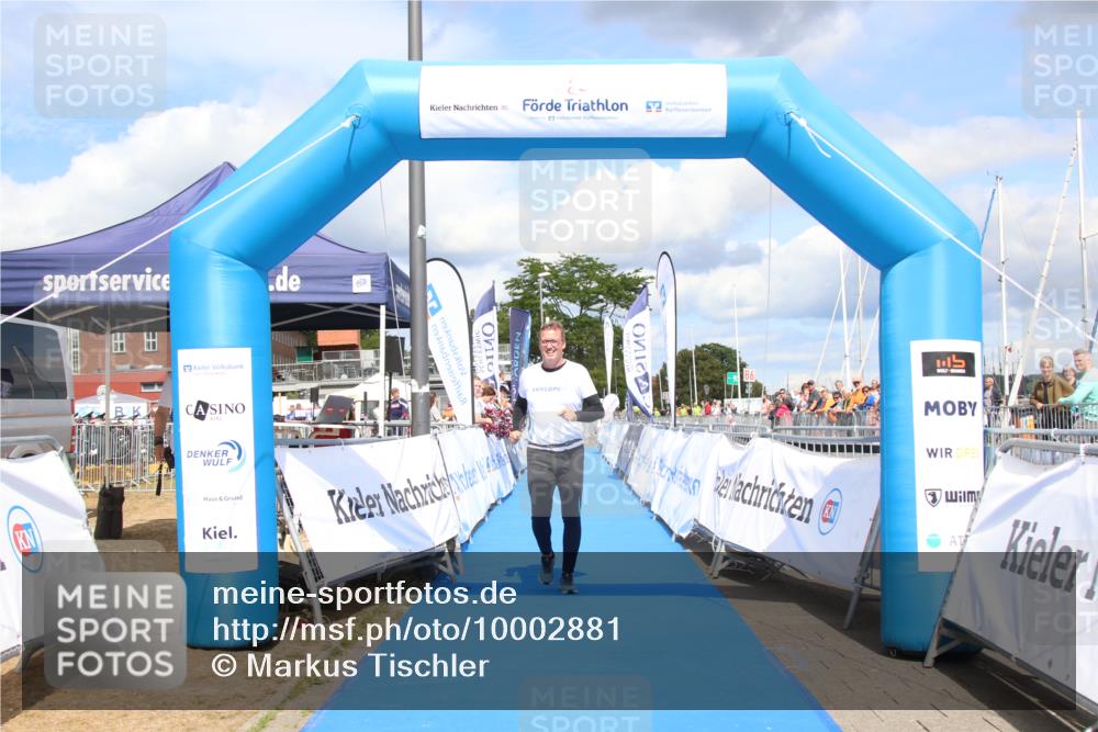 16.08.2026 - KN Förde Triathlon 2026 Markus Tischler http://msf.ph/oto/10002881 16.08.2026 14:16:51 Ziel 734, 734 meine-sportfotos.de