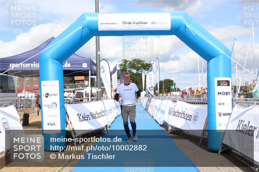 16.08.2026 - KN Förde Triathlon 2026 Markus Tischler http://msf.ph/oto/10002882 16.08.2026 14:16:51 Ziel 734, 734 meine-sportfotos.de
