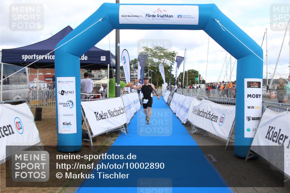 16.08.2026 - KN Förde Triathlon 2026 Markus Tischler http://msf.ph/oto/10002890 16.08.2026 14:20:42 Ziel 596, 596 meine-sportfotos.de