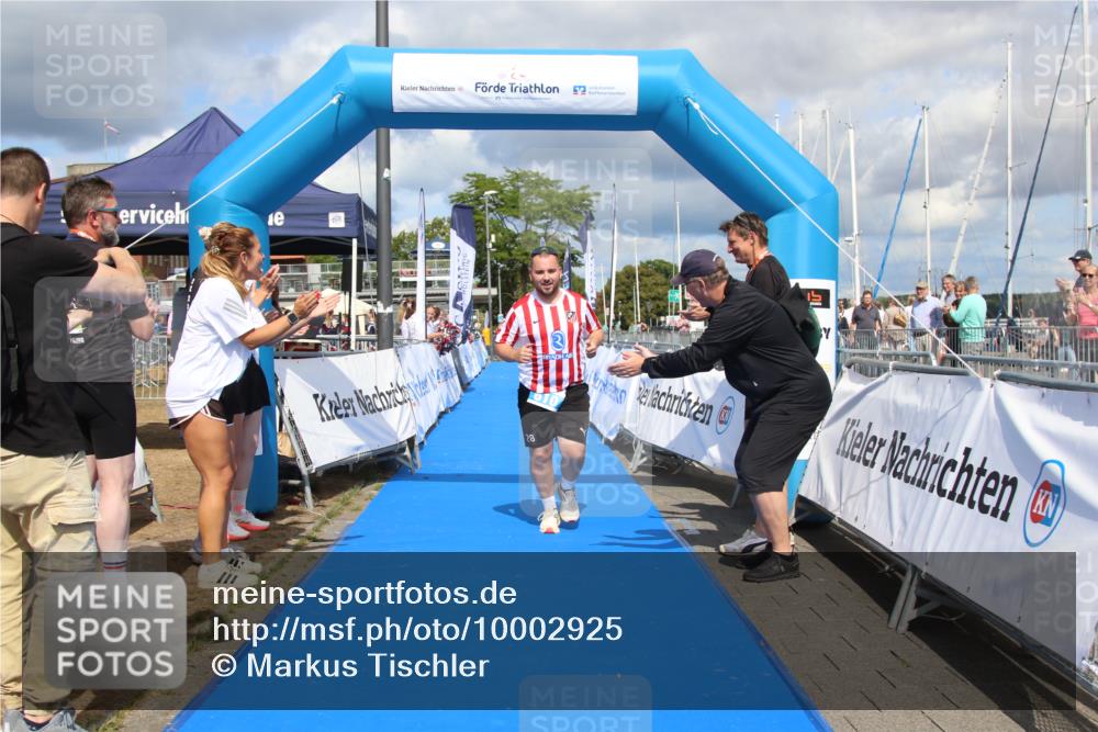 16.08.2026 - KN Förde Triathlon 2026 Markus Tischler http://msf.ph/oto/10002925 16.08.2026 14:28:51 Ziel 610, 610 meine-sportfotos.de