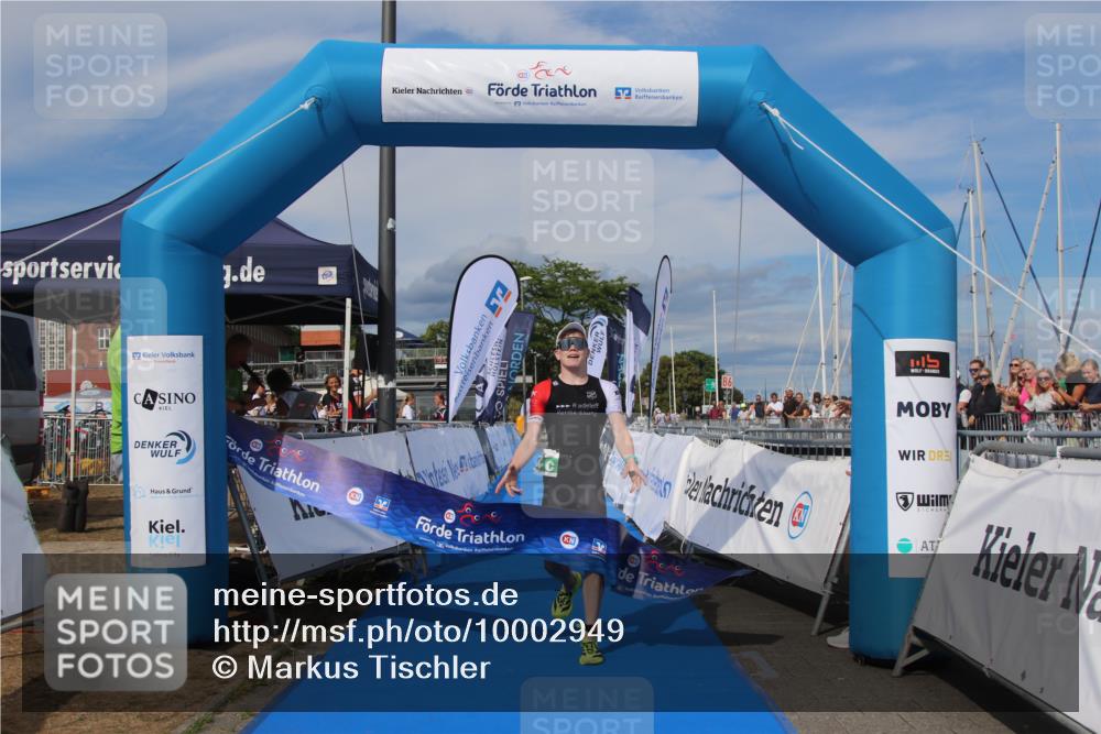 16.08.2026 - KN Förde Triathlon 2026 Markus Tischler http://msf.ph/oto/10002949 16.08.2026 16:01:03 Ziel 0, 33 meine-sportfotos.de