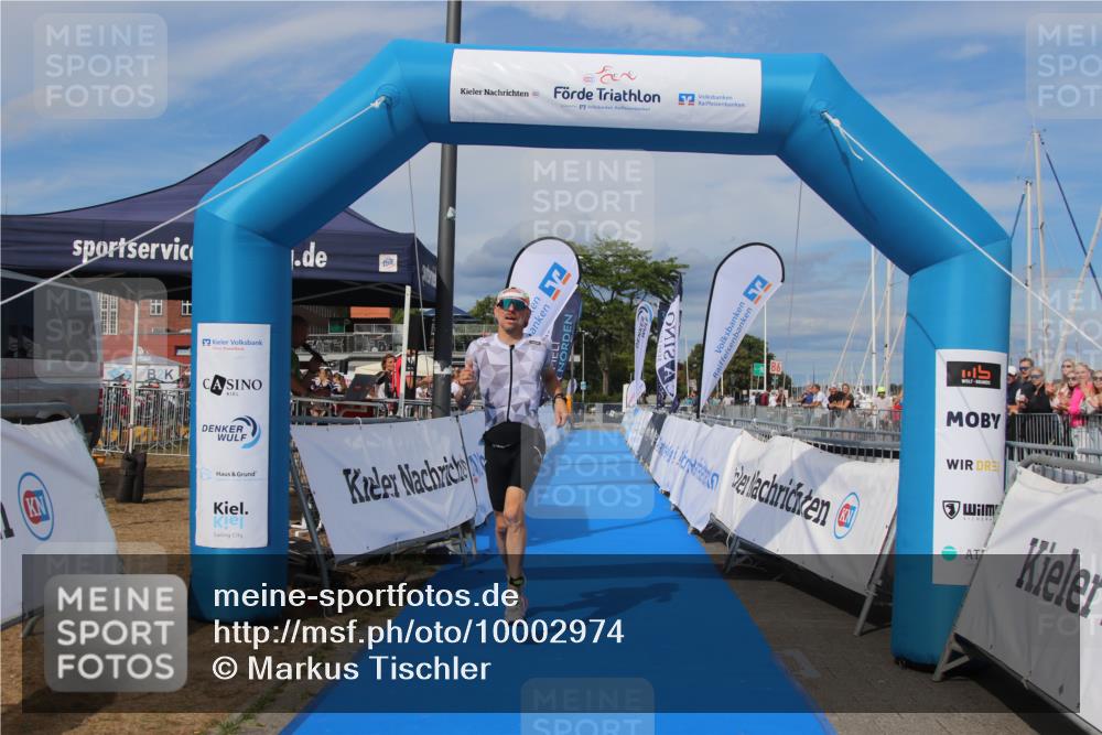 16.08.2026 - KN Förde Triathlon 2026 Markus Tischler http://msf.ph/oto/10002974 16.08.2026 16:01:16 Ziel 0, 27 meine-sportfotos.de