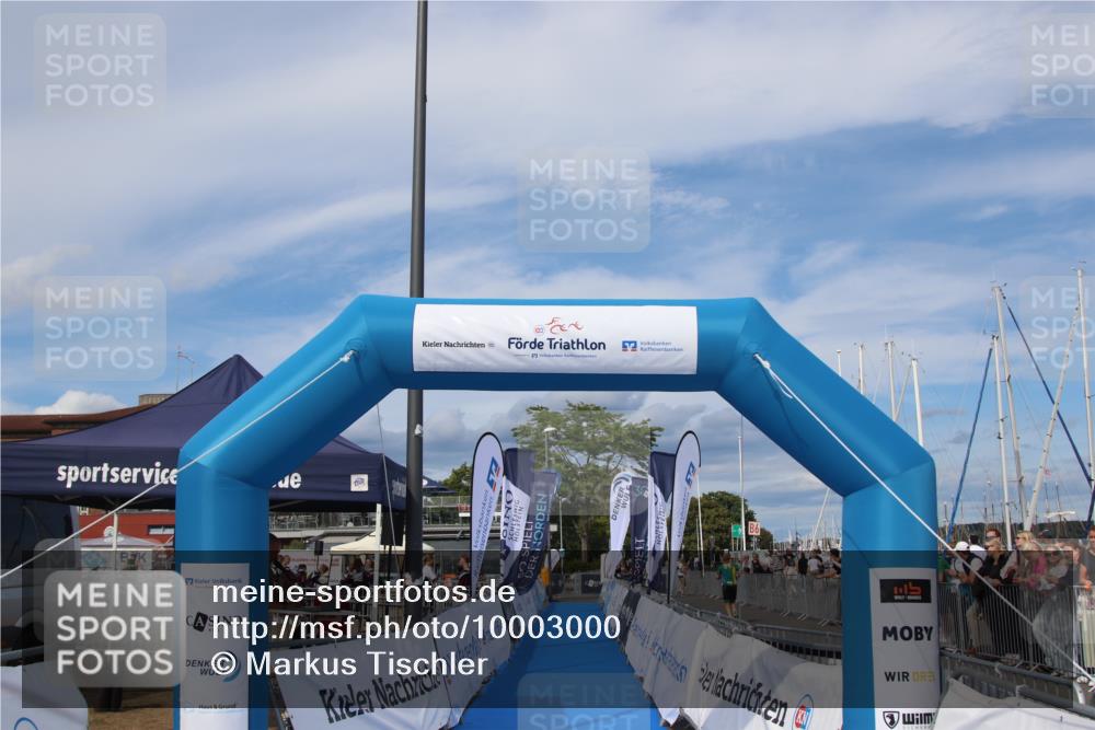 16.08.2026 - KN Förde Triathlon 2026 Markus Tischler http://msf.ph/oto/10003000 16.08.2026 16:02:45 Ziel  meine-sportfotos.de