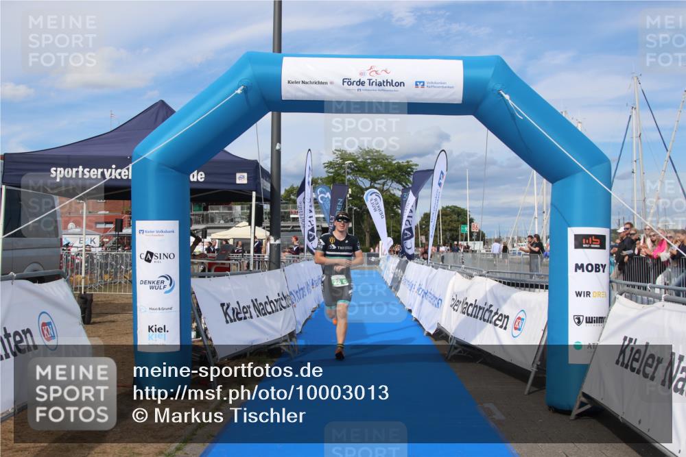 16.08.2026 - KN Förde Triathlon 2026 Markus Tischler http://msf.ph/oto/10003013 16.08.2026 16:04:01 Ziel 0, 28 meine-sportfotos.de